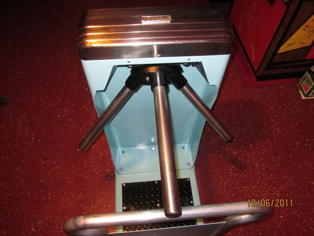 restoredPereyturnstile7.jpg