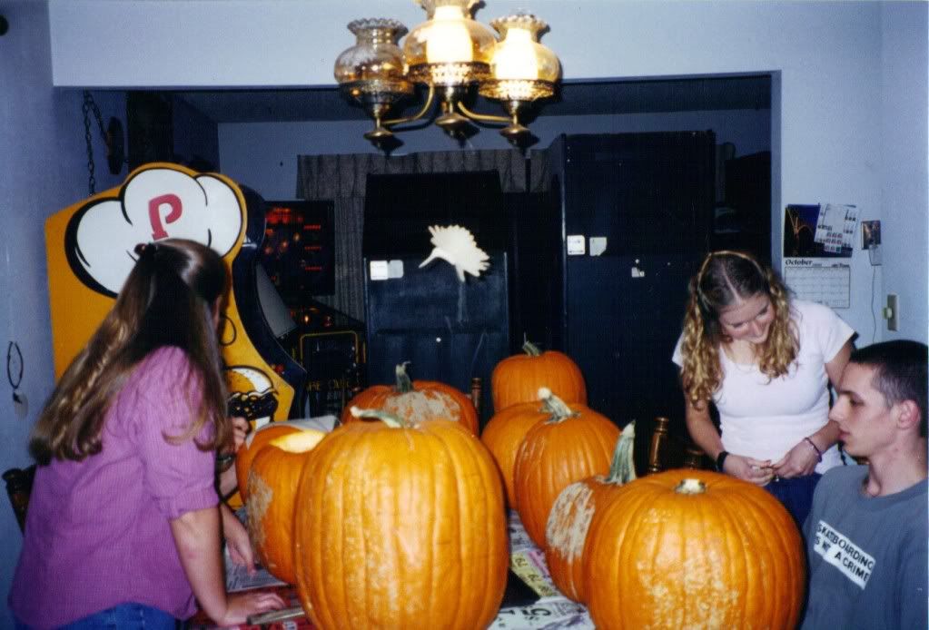 Halloween2000arcadegamesinmylivingroom.jpg