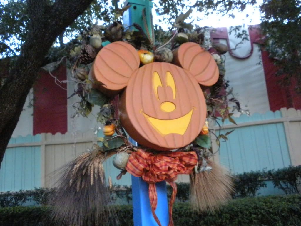 DadsDisneyHalloween2010106.jpg