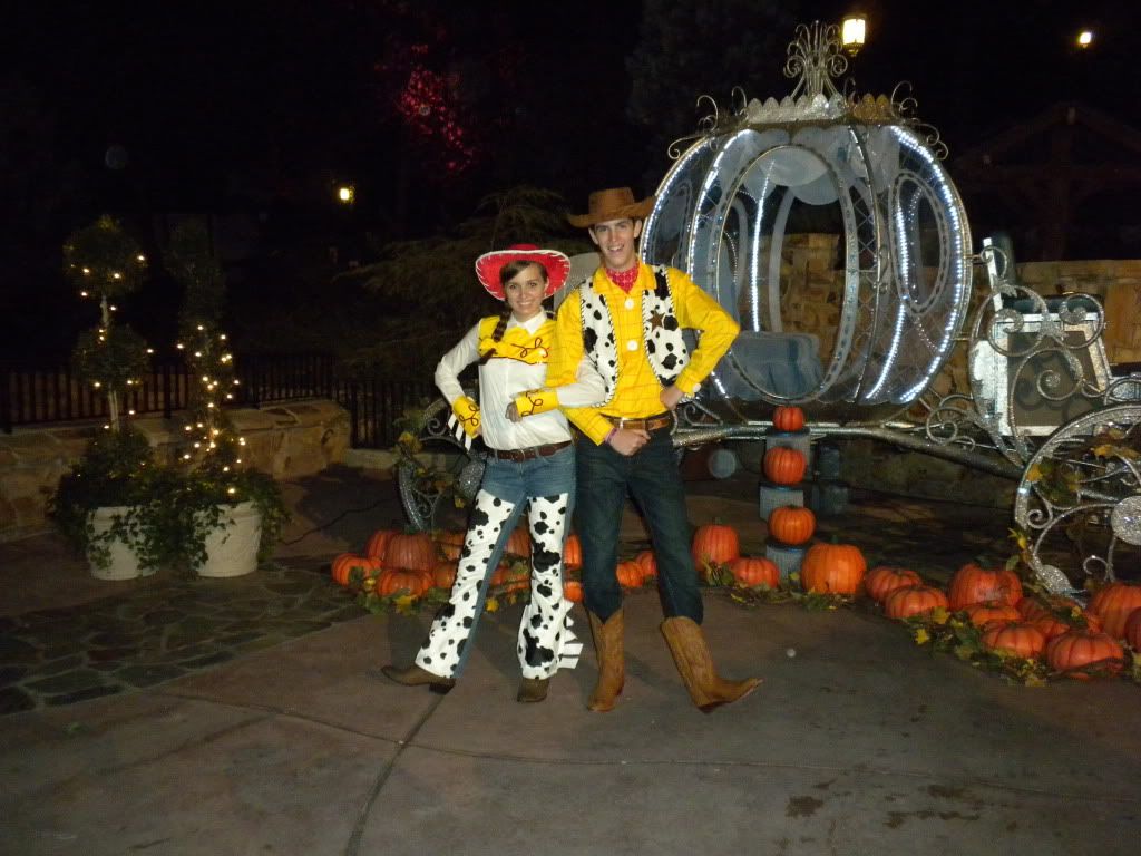 DadsDisneyHalloween2010153-Copy.jpg