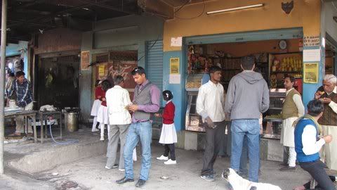 near agra rabdi shop 260111