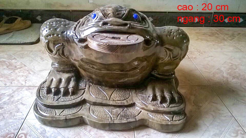 Sản phẩm gỗ Thủy Tùng ( Tượng Di Lặc - Lộc Bình - Ếch ngậm đồng xu ) - 10