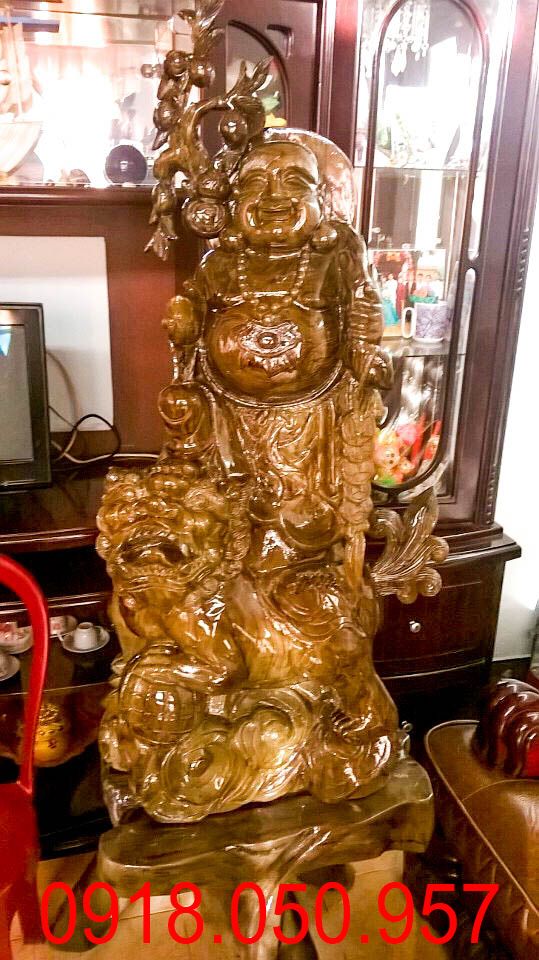 Sản phẩm gỗ Thủy Tùng ( Tượng Di Lặc - Lộc Bình - Ếch ngậm đồng xu ) - 2