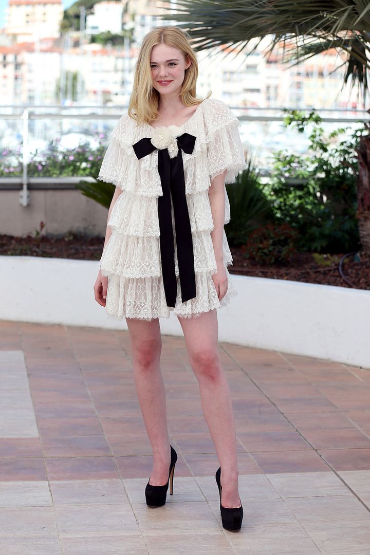  photo Elle Fanning in Chanel quotTHE NEON DEMONquot PHOTOCALL.jpg