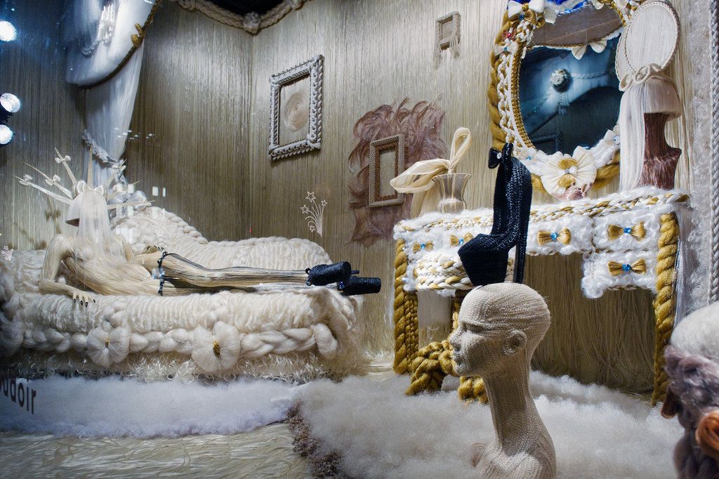 lady gaga barneys, barneys holiday windows