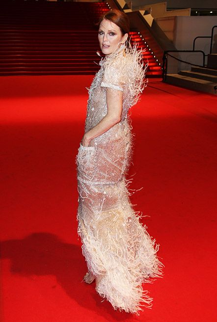 julianne moore, cannes red carpet, chanel