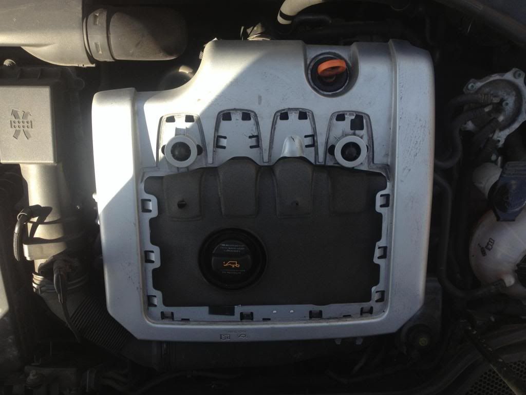 audi a3 engine cover grommets