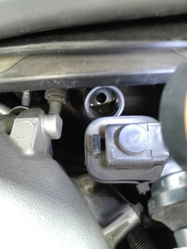 Oil Consumption Pcv Valve, Oil Separator Or Simply Overfilling? Ford