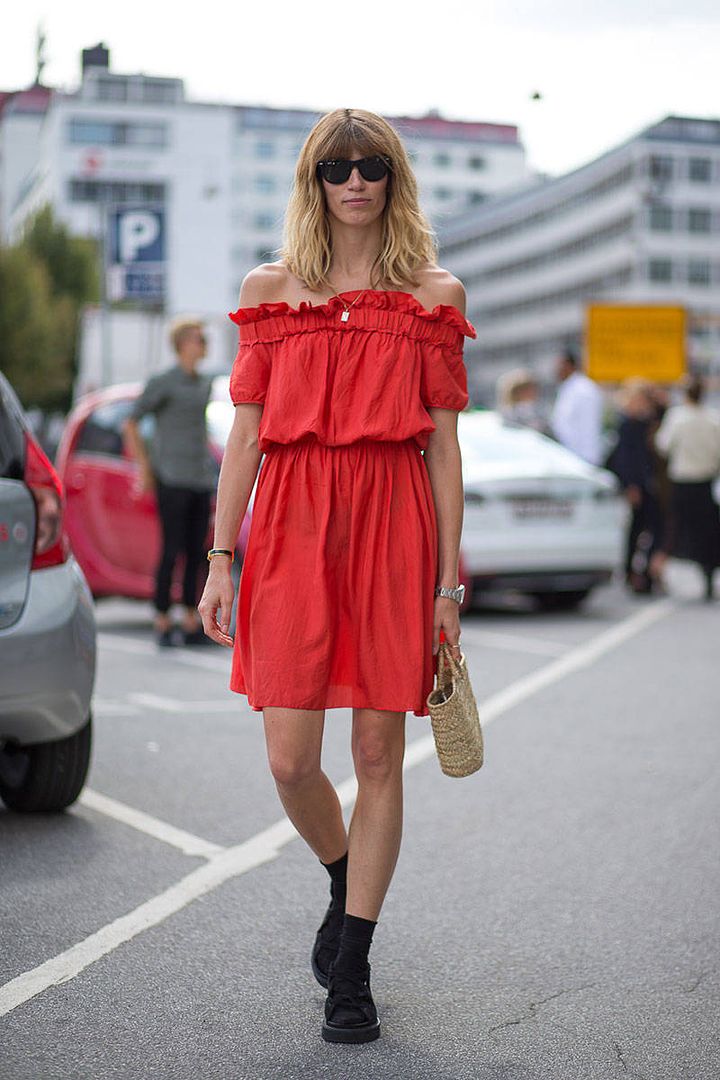 Znalezione obrazy dla zapytania red outfit street