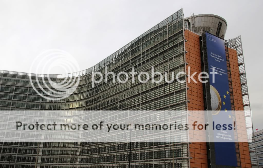 http://i1142.photobucket.com/albums/n613/iigrina/Brussels/IMG_2074_1.jpg